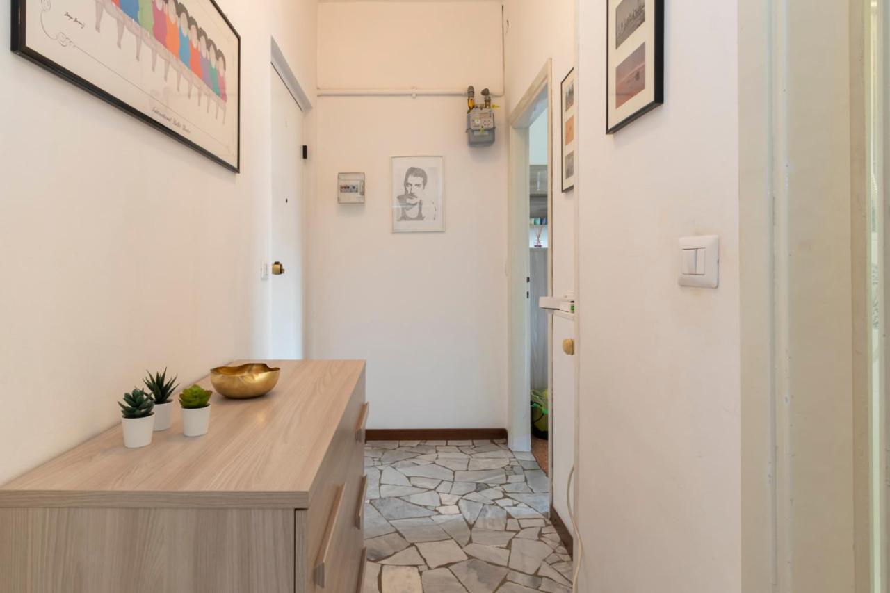 I Host Apartment - Giambellino 40 Milan Extérieur photo